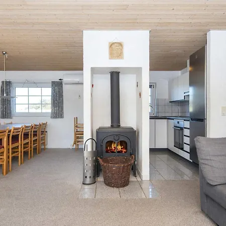 4 Star In Harboore 度假居 *